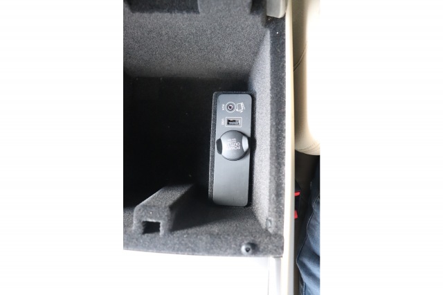 JAGUAR XF 2.0 i4 Ti 241pk Aut. Business Edition ORIG.NL/DEALERONDERH., Carmix, OSS