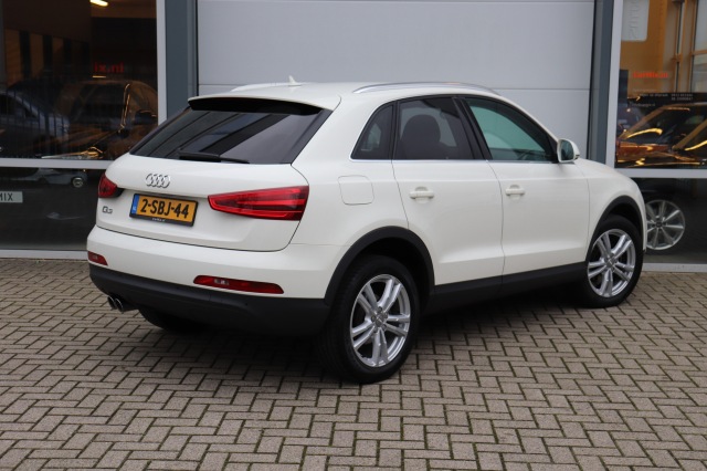 AUDI Q3 2.0 TDI Business Edition, Carmix, OSS