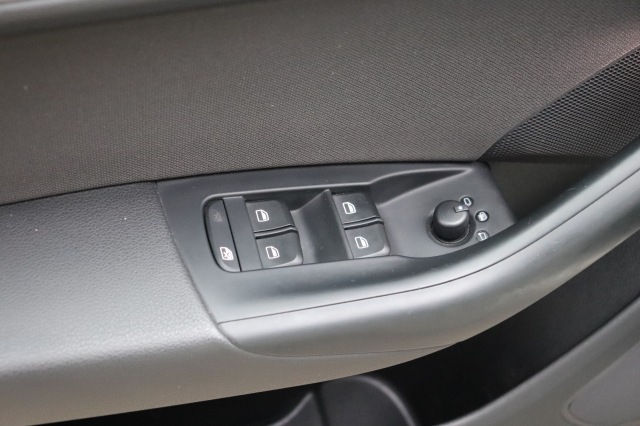 AUDI Q3 2.0 TDI Business Edition, Carmix, OSS