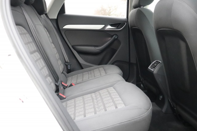 AUDI Q3 2.0 TDI Business Edition, Carmix, OSS