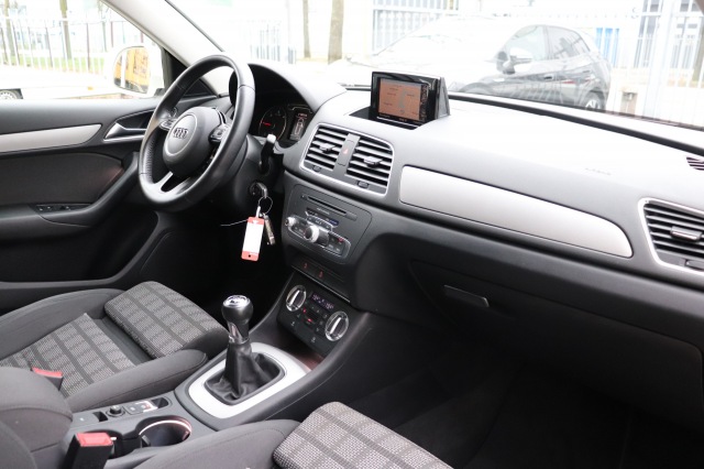AUDI Q3 2.0 TDI Business Edition, Carmix, OSS