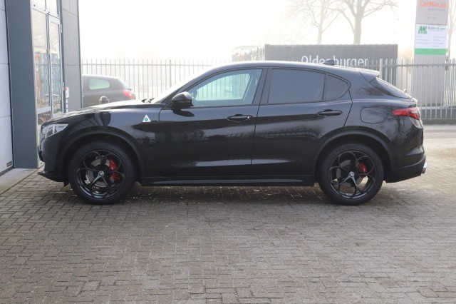 ALFA ROMEO STELVIO 2.0 T Q4 200PK AWD Super AUT/PAN.DAK/20/NAVI/DAB/LED/LEER, Carmix, OSS