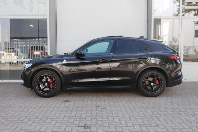 ALFA ROMEO STELVIO 2.0 T Q4 200PK AWD Super AUT/PAN.DAK/20/NAVI/DAB/LED/LEER, Carmix, OSS
