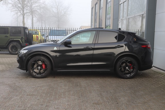 ALFA ROMEO STELVIO 2.0 T Q4 200PK AWD Super AUT/PAN.DAK/20/NAVI/DAB/LED/LEER, Carmix, OSS