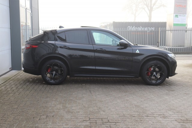 ALFA ROMEO STELVIO 2.0 T Q4 200PK AWD Super AUT/PAN.DAK/20/NAVI/DAB/LED/LEER, Carmix, OSS