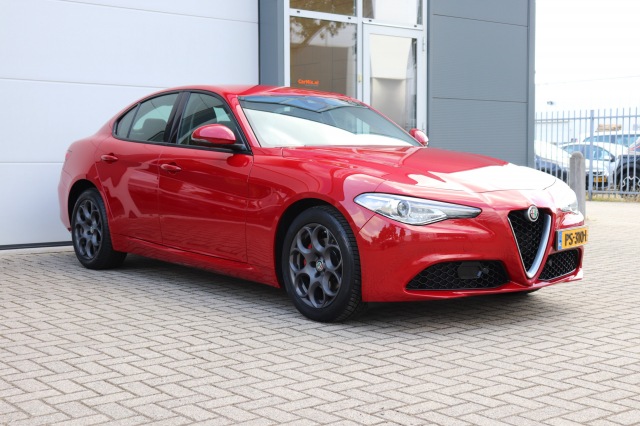 ALFA ROMEO GIULIA 2.2 180PK Super, Carmix, OSS