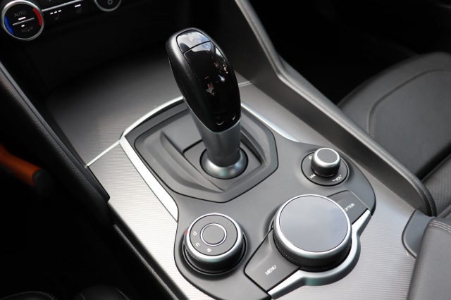 ALFA ROMEO GIULIA 2.2 180PK Super, Carmix, OSS