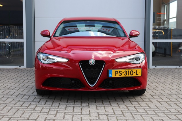 ALFA ROMEO GIULIA 2.2 180PK Super, Carmix, OSS