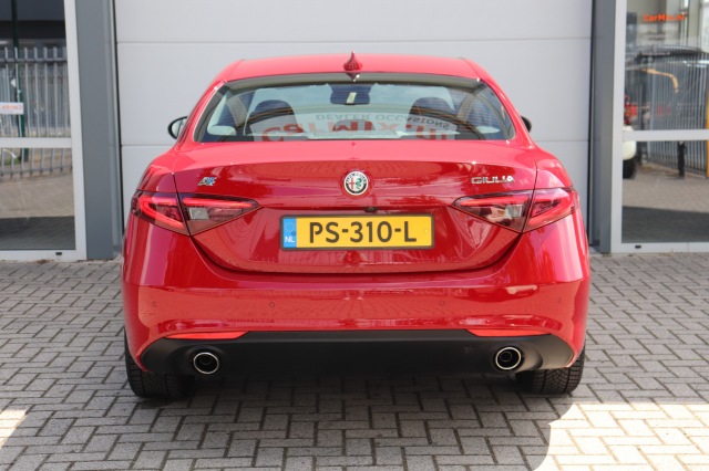 ALFA ROMEO GIULIA 2.2 180PK Super, Carmix, OSS