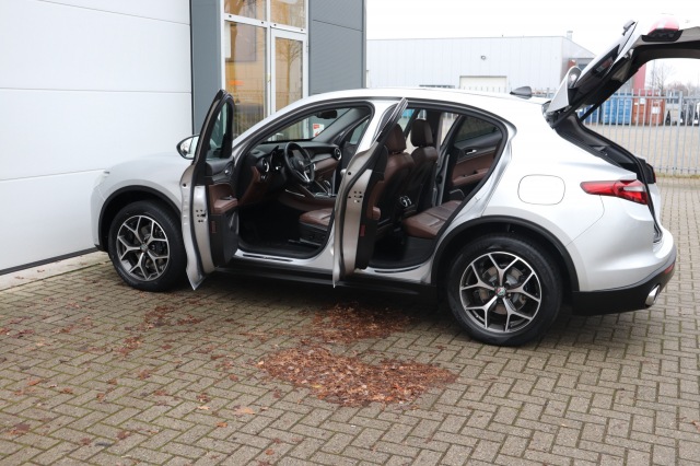 ALFA ROMEO STELVIO 2.0 T Q4 AWD Super, Carmix, OSS
