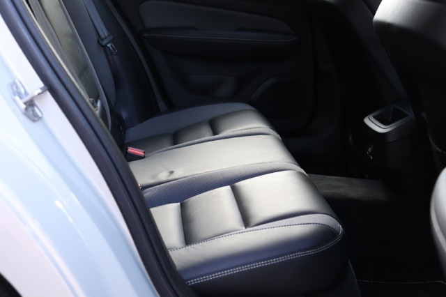 VOLVO V60 2.0 T4 (190PK) R-Design AUT, Carmix, OSS