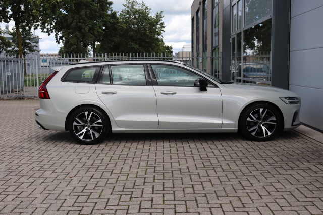 VOLVO V60 2.0 T4 (190PK) R-Design AUT, Carmix, OSS