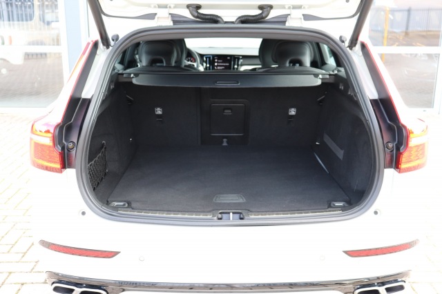 VOLVO V60 2.0 T4 (190PK) R-Design AUT, Carmix, OSS