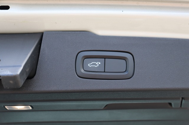 VOLVO V60 2.0 T4 (190PK) R-Design AUT, Carmix, OSS