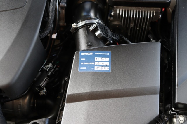 VOLVO V60 2.0 T4 (190PK) R-Design AUT, Carmix, OSS