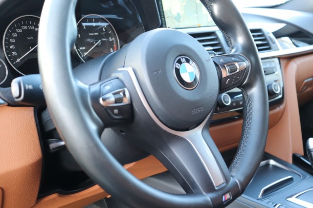 BMW 3-SERIE 320D EDE C. LUXURY F31 AUT/LEER/SPORTSTOELEN/LED/18, Carmix, OSS