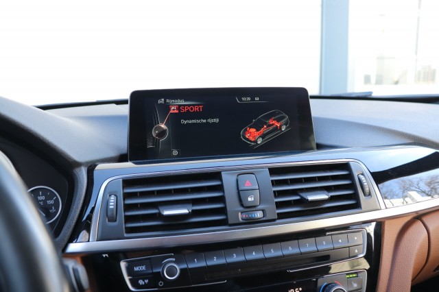 BMW 3-SERIE 320D EDE C. LUXURY F31 AUT/LEER/SPORTSTOELEN/LED/18, Carmix, OSS