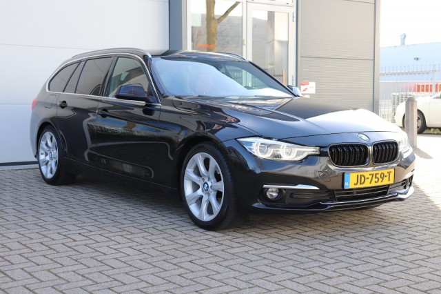 BMW 3-SERIE 320D EDE C. LUXURY F31 AUT/LEER/SPORTSTOELEN/LED/18, Carmix, OSS