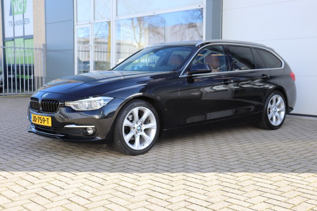BMW 3-SERIE 320D EDE C. LUXURY F31 AUT/LEER/SPORTSTOELEN/LED/18, Carmix, OSS