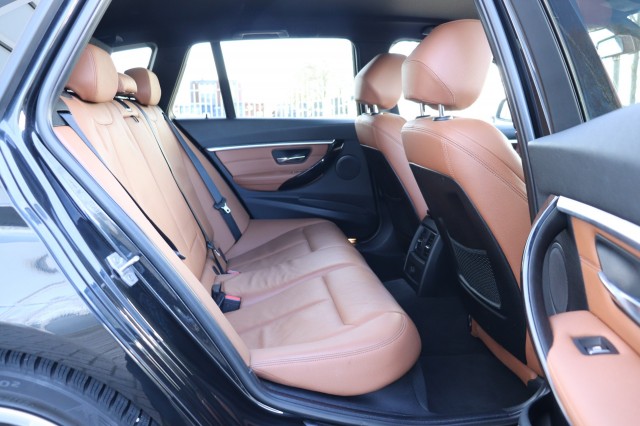BMW 3-SERIE 320D EDE C. LUXURY F31 AUT/LEER/SPORTSTOELEN/LED/18, Carmix, OSS