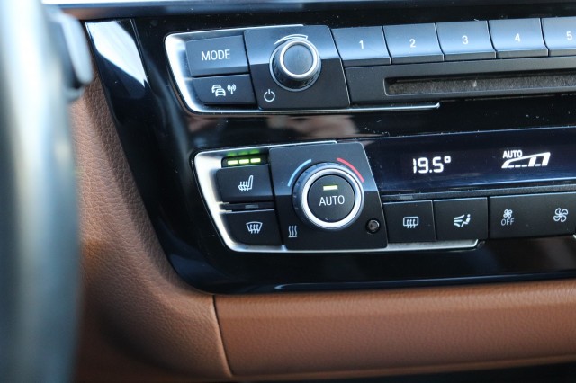 BMW 3-SERIE 320D EDE C. LUXURY F31 AUT/LEER/SPORTSTOELEN/LED/18, Carmix, OSS