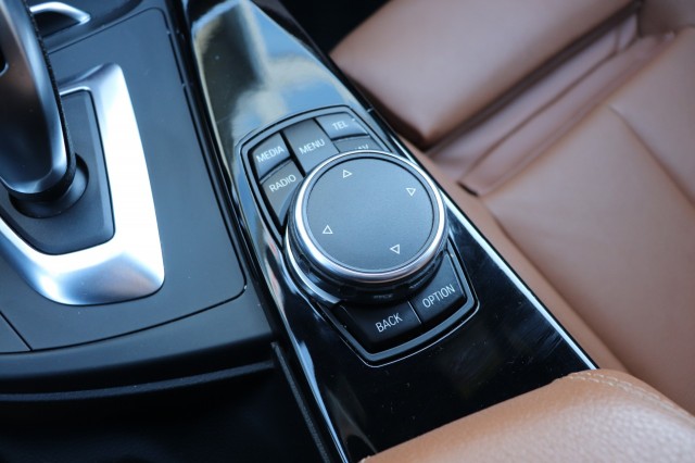 BMW 3-SERIE 320D EDE C. LUXURY F31 AUT/LEER/SPORTSTOELEN/LED/18, Carmix, OSS