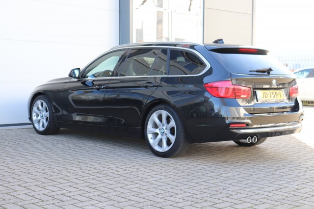 BMW 3-SERIE 320D EDE C. LUXURY F31 AUT/LEER/SPORTSTOELEN/LED/18, Carmix, OSS