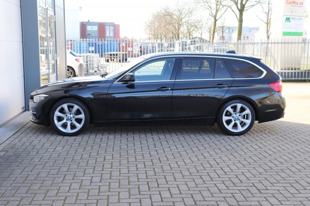 BMW 3-SERIE 320D EDE C. LUXURY F31 AUT/LEER/SPORTSTOELEN/LED/18, Carmix, OSS