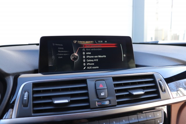 BMW 3-SERIE 320D EDE C. LUXURY F31 AUT/LEER/SPORTSTOELEN/LED/18, Carmix, OSS