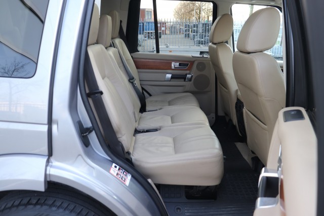 LAND ROVER DISCOVERY 3.0 SDV6 HSE LUX. ED 7PERS/1e EIG/FACELIFT/PANO/LEER/LED, Carmix, OSS