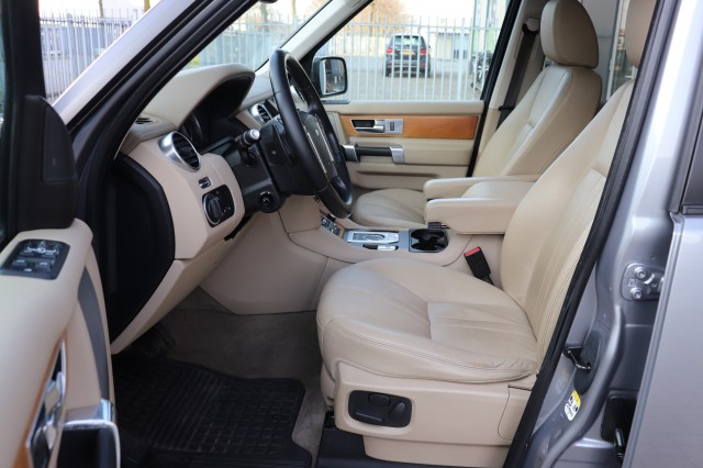 LAND ROVER DISCOVERY 3.0 SDV6 HSE LUX. ED 7PERS/1e EIG/FACELIFT/PANO/LEER/LED, Carmix, OSS