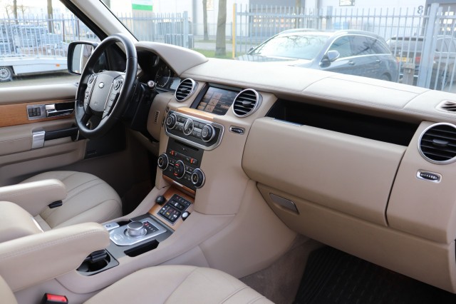 LAND ROVER DISCOVERY 3.0 SDV6 HSE LUX. ED 7PERS/1e EIG/FACELIFT/PANO/LEER/LED, Carmix, OSS