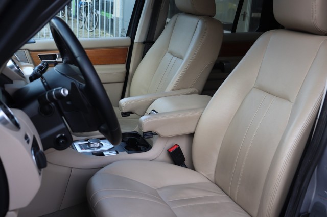 LAND ROVER DISCOVERY 3.0 SDV6 HSE LUX. ED 7PERS/1e EIG/FACELIFT/PANO/LEER/LED, Carmix, OSS