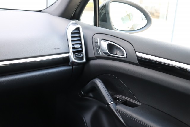 PORSCHE CAYENNE 3.6 V6 AUT/ORIG.NL/NAP/LEER/MOOI!, Carmix, OSS