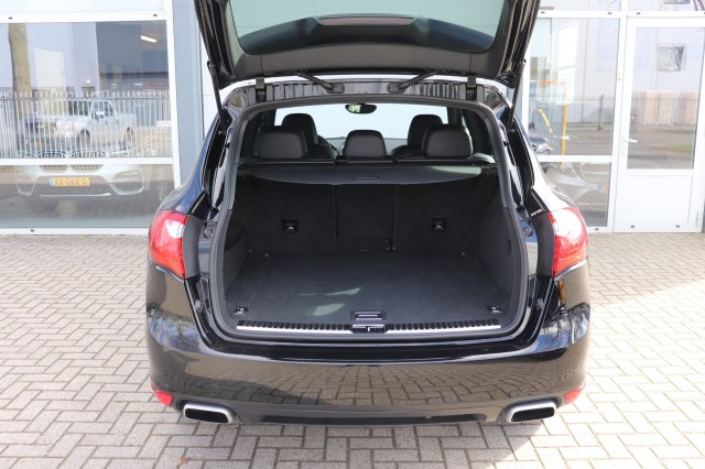 PORSCHE CAYENNE 3.6 V6 AUT/ORIG.NL/NAP/LEER/MOOI!, Carmix, OSS
