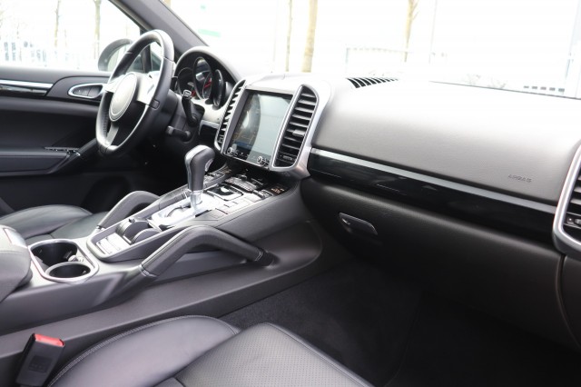 PORSCHE CAYENNE 3.6 V6 AUT/ORIG.NL/NAP/LEER/MOOI!, Carmix, OSS