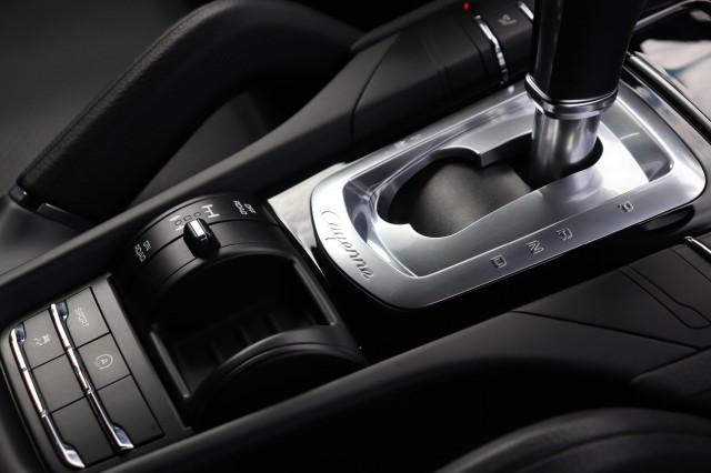 PORSCHE CAYENNE 3.6 V6 AUT/ORIG.NL/NAP/LEER/MOOI!, Carmix, OSS