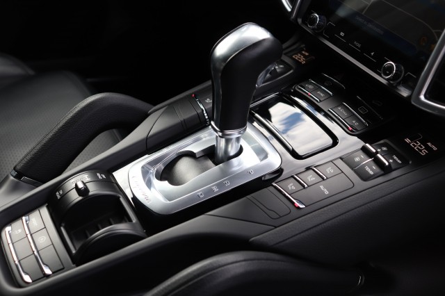 PORSCHE CAYENNE 3.6 V6 AUT/ORIG.NL/NAP/LEER/MOOI!, Carmix, OSS