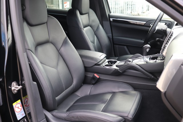 PORSCHE CAYENNE 3.6 V6 AUT/ORIG.NL/NAP/LEER/MOOI!, Carmix, OSS