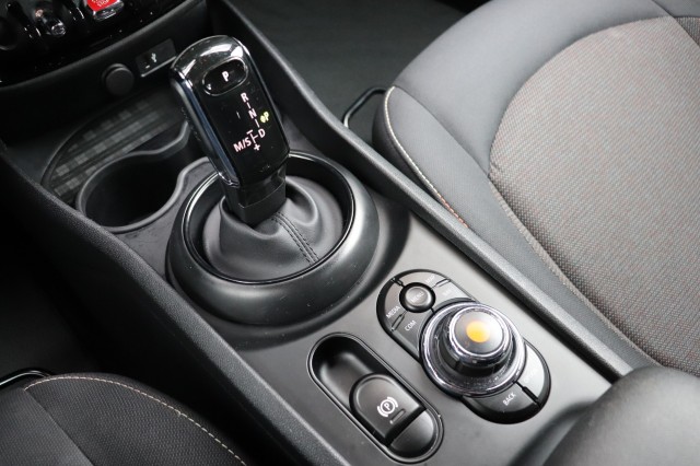 MINI MINI 1.5 Cooper AUT Business Edition/NAVI/CLIMA/CRUISE/17, Carmix, OSS