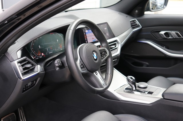 BMW 3-SERIE 330I M Sport AUT, Carmix, OSS