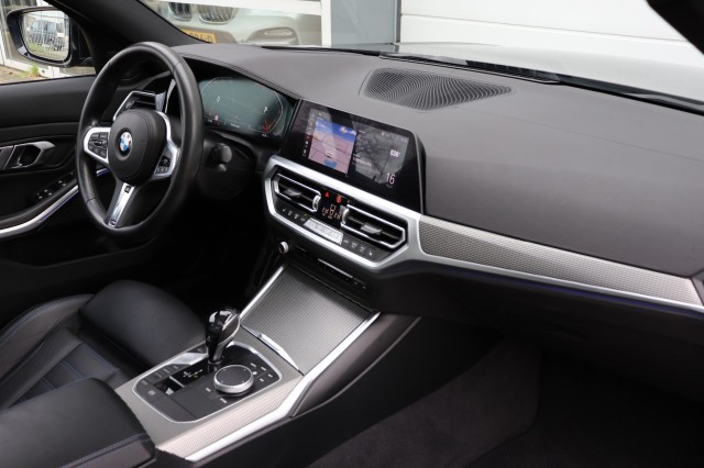 BMW 3-SERIE 330I M Sport AUT, Carmix, OSS