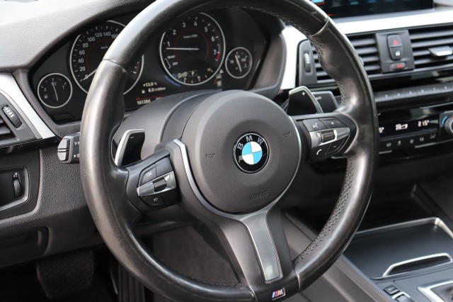 BMW 3-SERIE 330I HIGH EXEC., Carmix, OSS