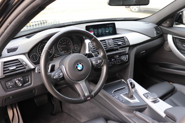 BMW 3-SERIE 330I HIGH EXEC., Carmix, OSS