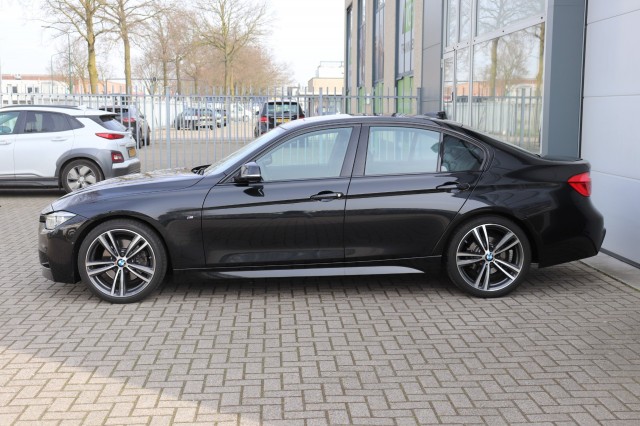 BMW 3-SERIE 330I HIGH EXEC., Carmix, OSS