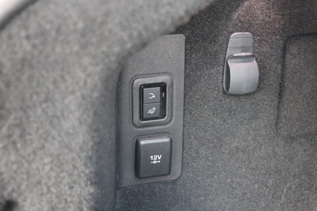 JAGUAR E-PACE 2.0 P250 AWD R-Dynamic HSE/PAN.DAK/360/MEREDIAN/AD.CRUISE/LED/LE, Carmix, OSS