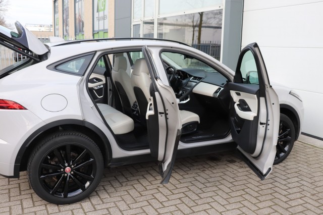 JAGUAR E-PACE 2.0 P250 AWD R-Dynamic HSE/PAN.DAK/360/MEREDIAN/AD.CRUISE/LED/LE, Carmix, OSS