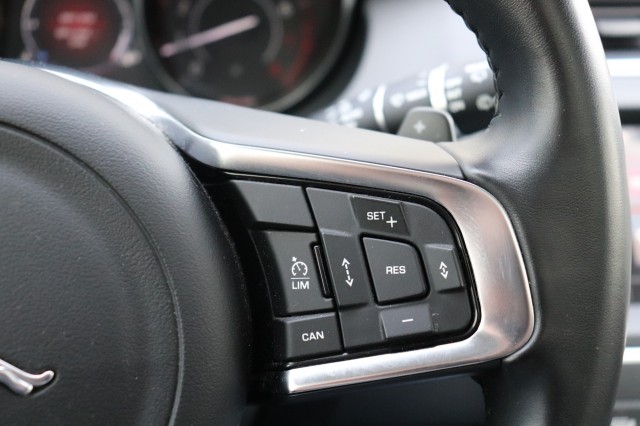 JAGUAR E-PACE 2.0 P250 AWD R-Dynamic HSE/PAN.DAK/360/MEREDIAN/AD.CRUISE/LED/LE, Carmix, OSS