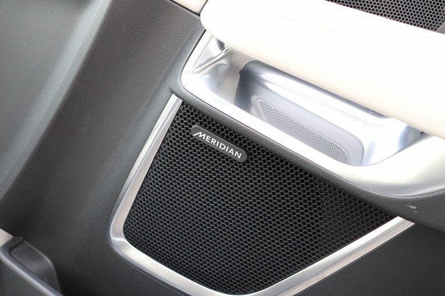 JAGUAR E-PACE 2.0 P250 AWD R-Dynamic HSE/PAN.DAK/360/MEREDIAN/AD.CRUISE/LED/LE, Carmix, OSS