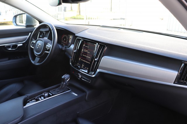 VOLVO V90 2.0 T5 MOMENTUM/LEER/NAVI/STOELVERW./DEALERONDERH./19, Carmix, OSS